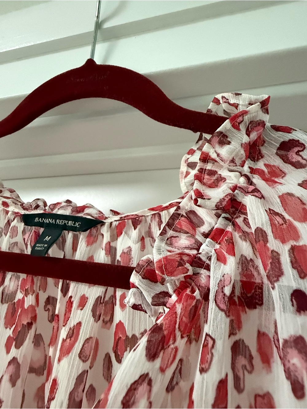 Banana Republic Pink Leopard-Print V-Neck Ruffle Blouse - Picture 3 of 5